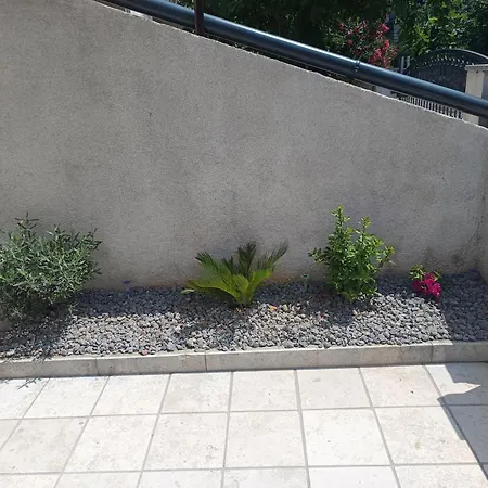 Apartment Knezevic Jadranovo