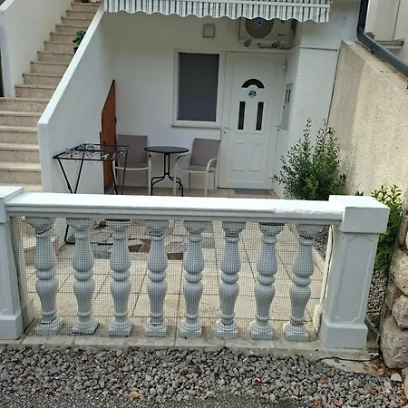 Knezevic Appartamento Jadranovo