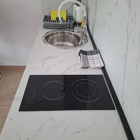 Knezevic Appartamento Jadranovo