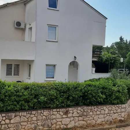 Knezevic Appartamento Jadranovo