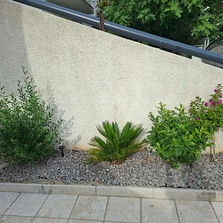 Apartment Knezevic Jadranovo