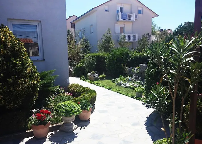 Apartman Knezevic Jadranovo