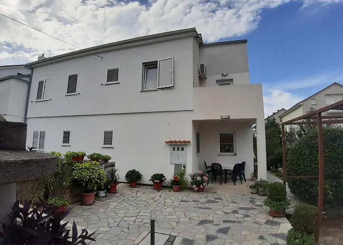 Apartman Knezevic Jadranovo