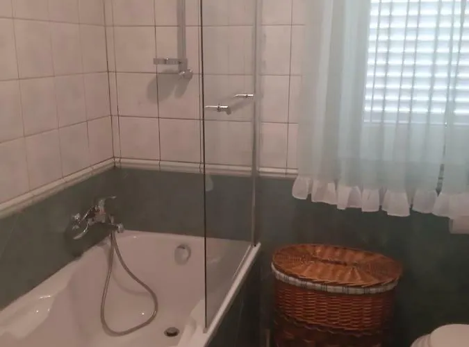 Knezevic Apartman Jadranovo